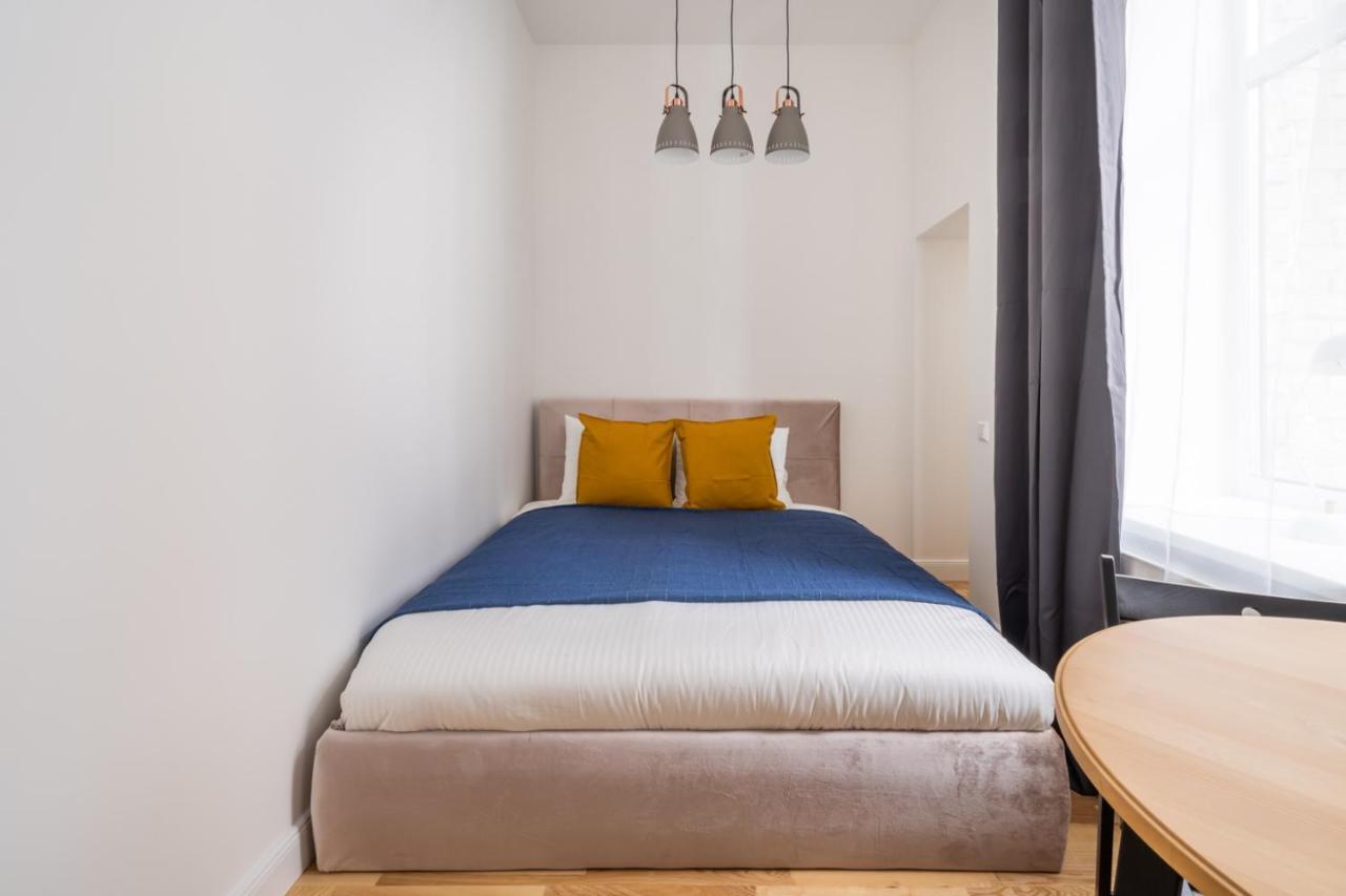 Lacplesa24 - Modern Studios In Riga City Center Экстерьер фото